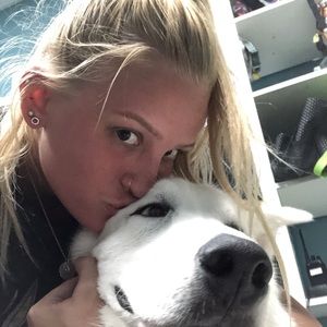 Meet your Posher, Jessica